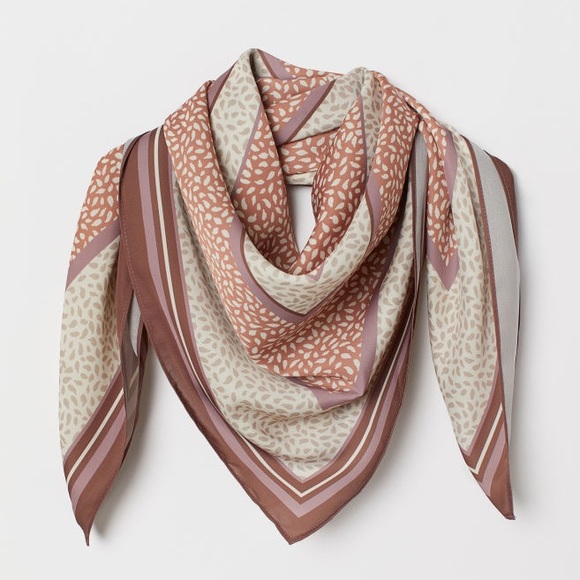 H&M Accessories - H&M Square Scarf NWT 31X31in